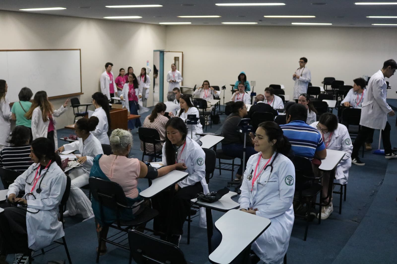 Feira de Saúde da UMC oferece atendimentos gratuitos