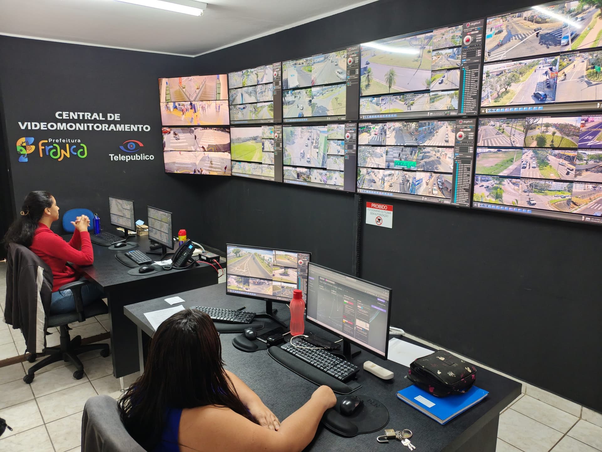 Muralha Paulista prende 18 e recupera estátua