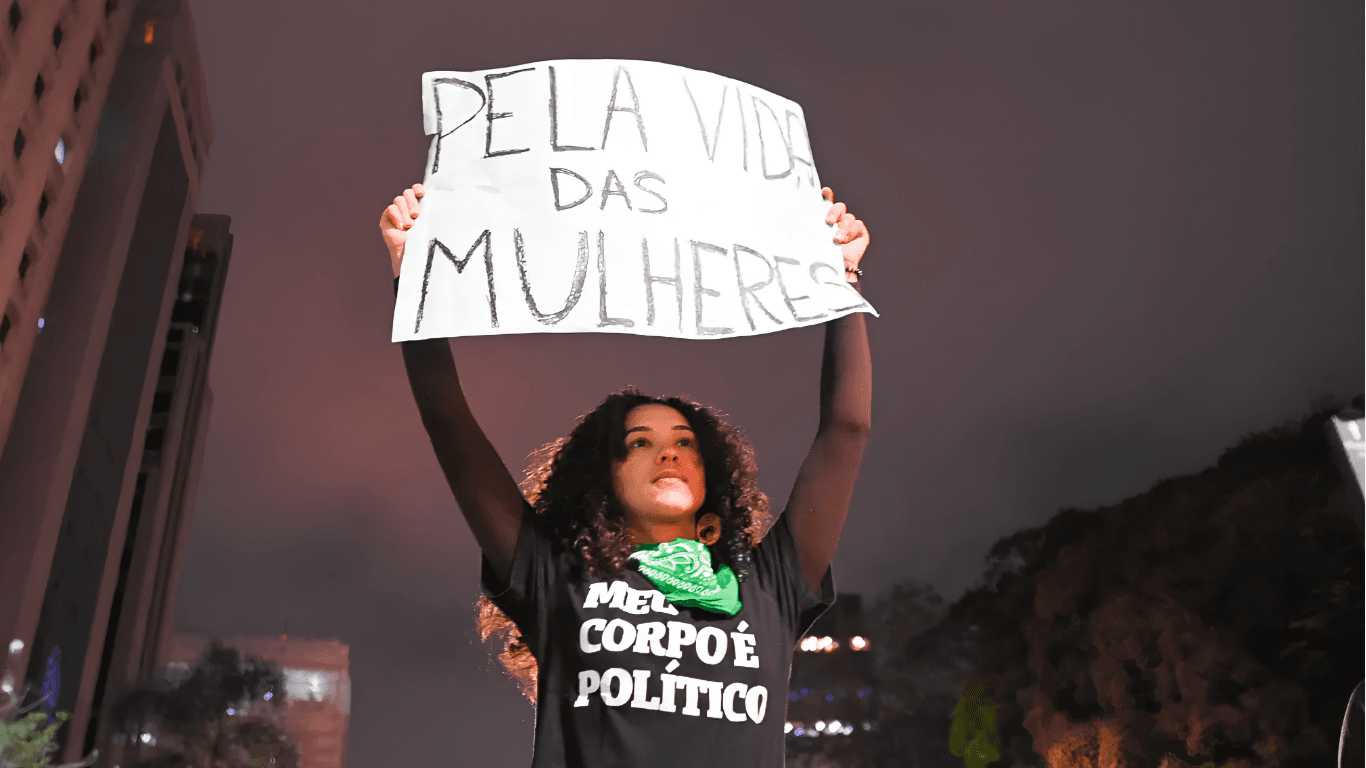 Violência política dispara durante eleições e expõe desigualdade de gênero