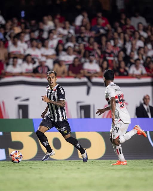 São Paulo e Santos jogam em outubro