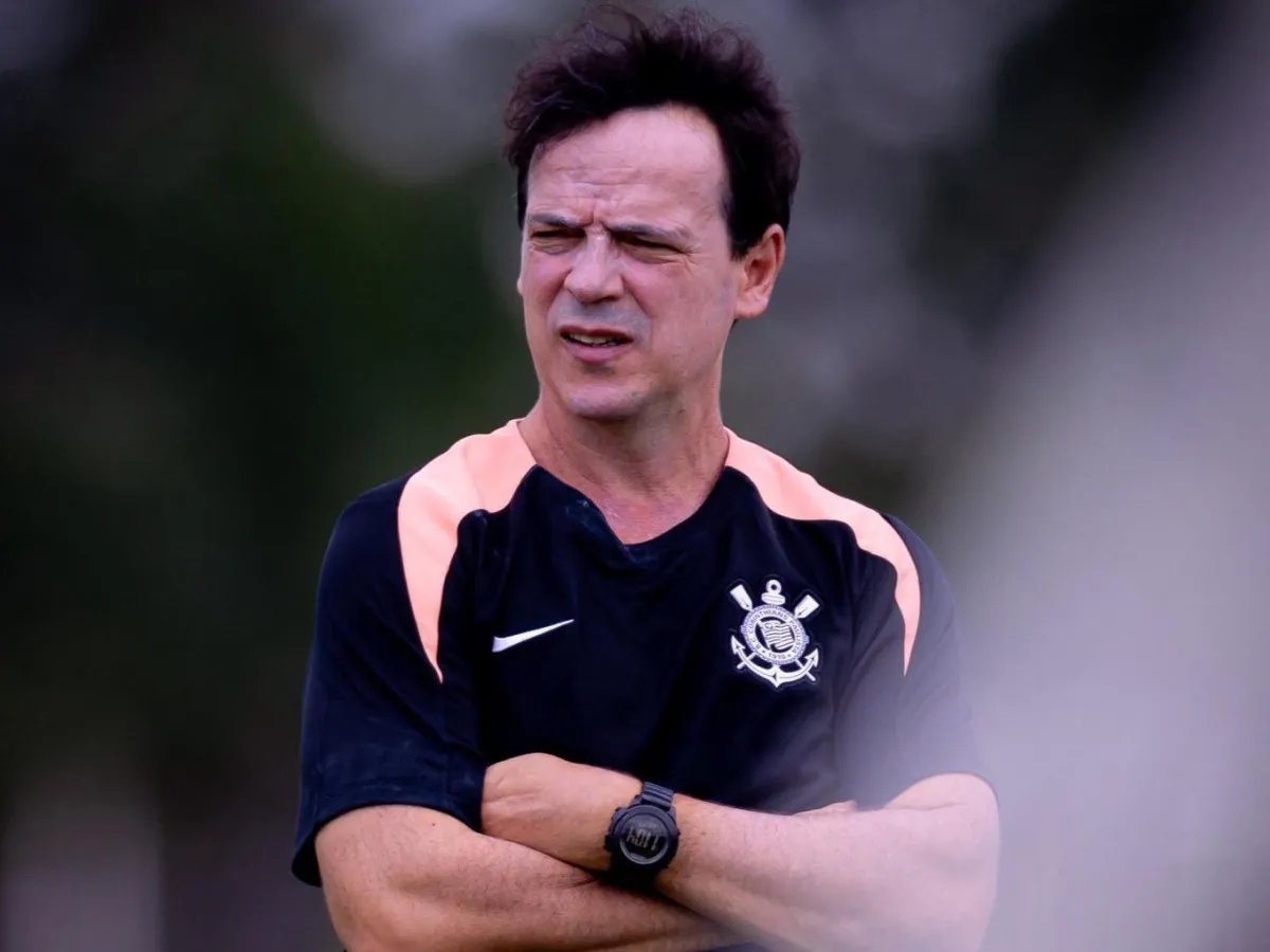 Corinthians mantém confiança em Diniz