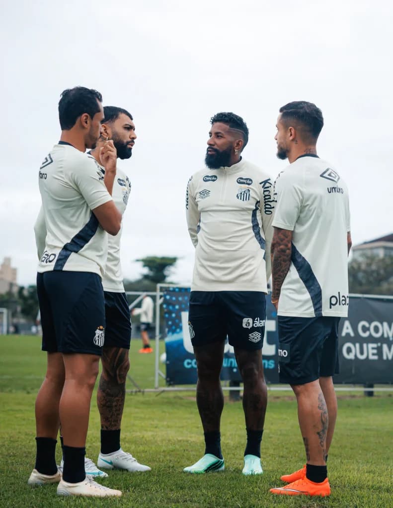 Santos se prepara para duelo contra o Bahia