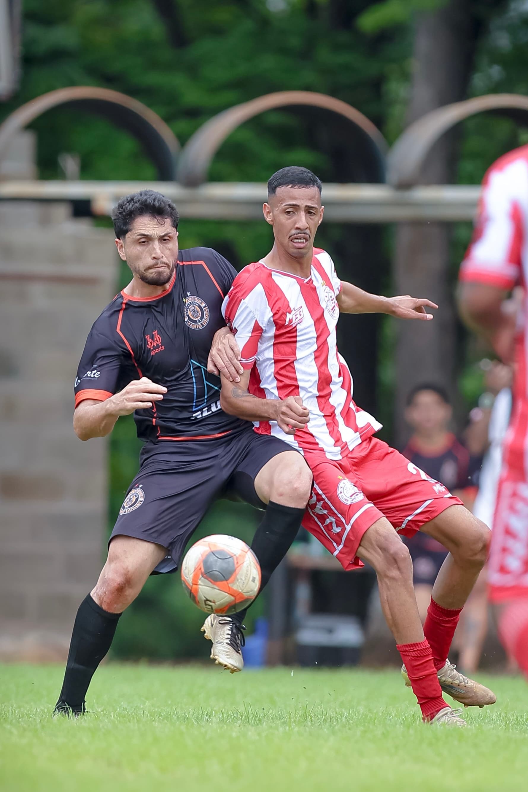 Duelo de campeões sem gols marca a estreia da Superliga em Piracicaba