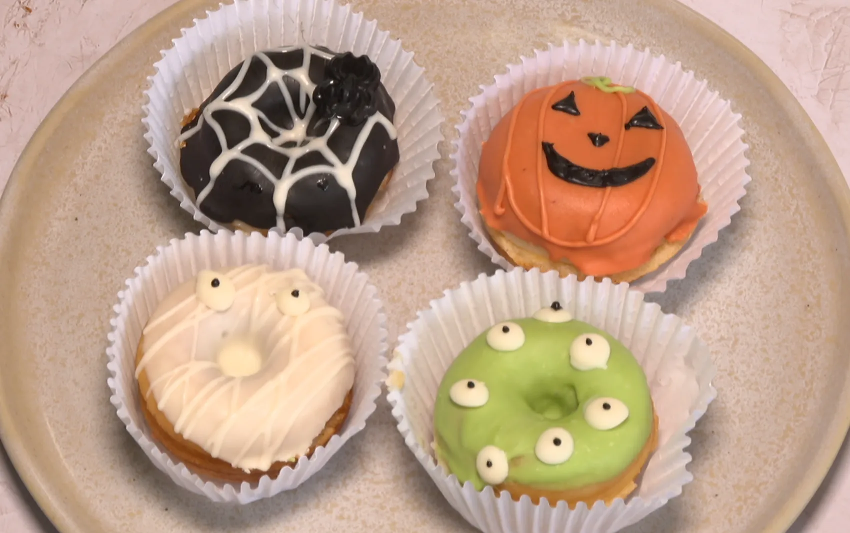 Halloween impulsiona venda de doces em Ribeirão