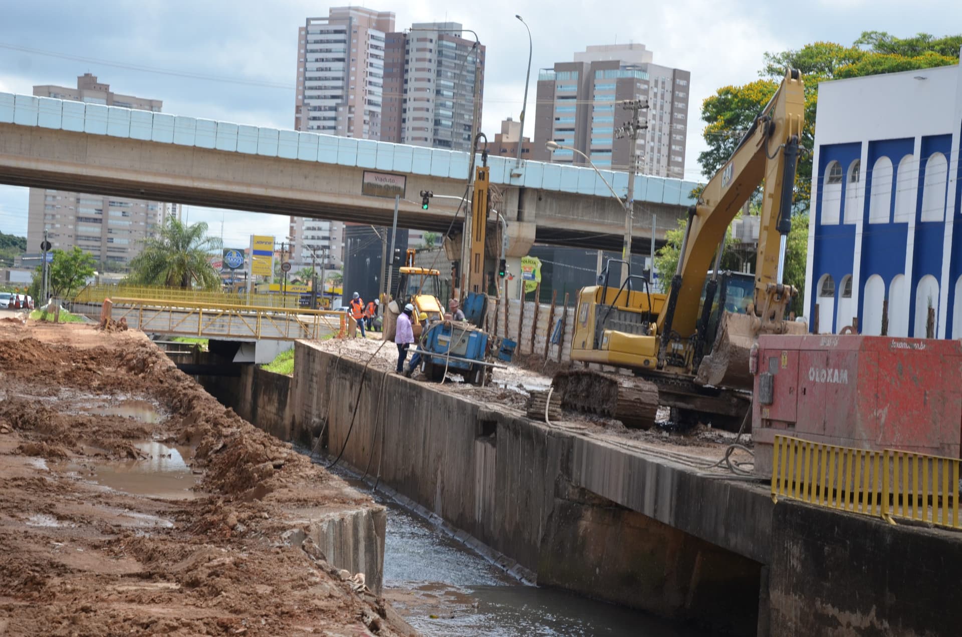 Obras contra enchentes em Franca progridem
